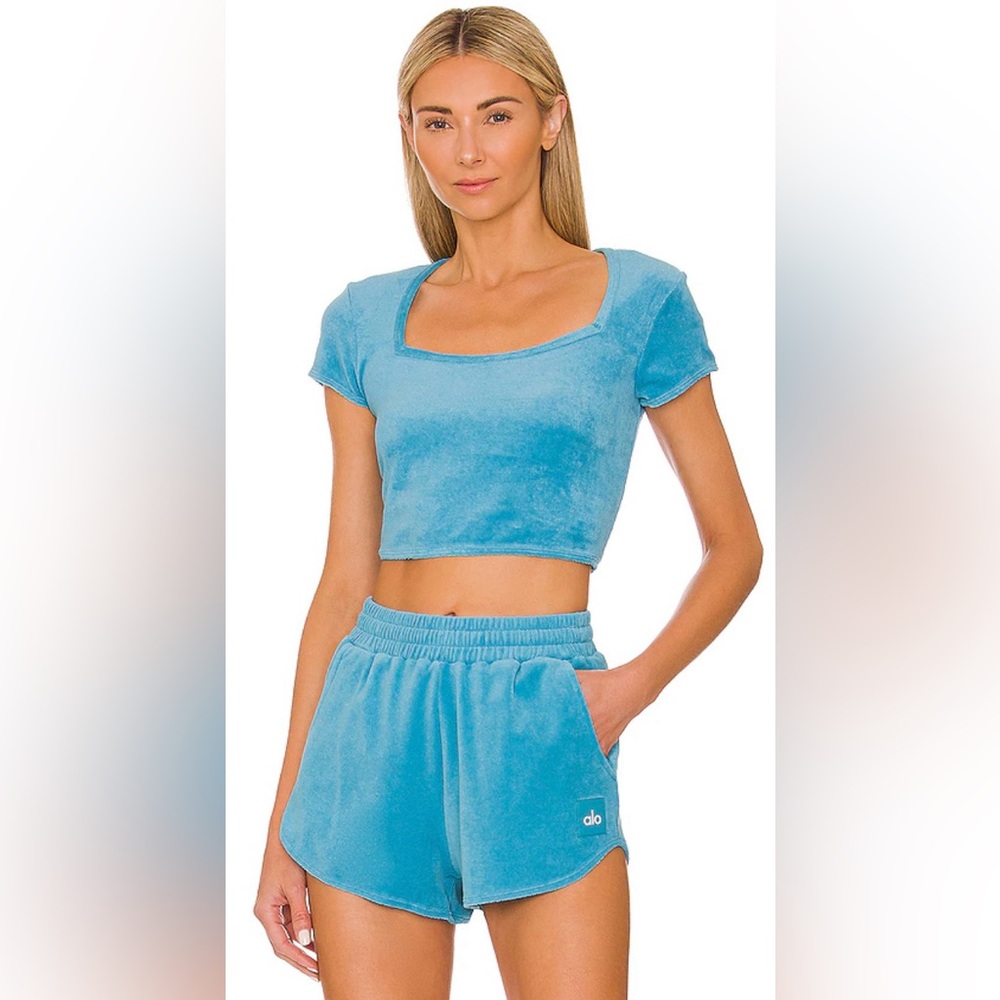 Alo NWT Terry Beachside Short Sleeve Crop Top Blue Splash Size L